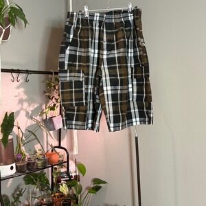 Pro Team Men's Plaid Cargo Shorts Elastic Waist Casual Knee Length M